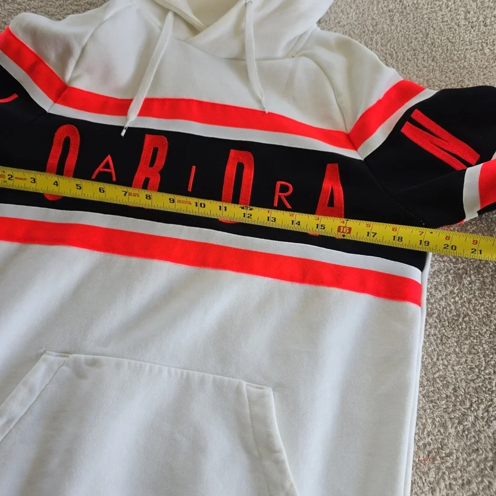 Nike Air Jordan Hoodie Men's S Pull-Over Sweatshirt White W/Orange & Black Retro